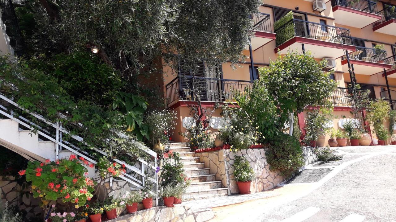 Vasiliki See View Apartments Barbati Exterior foto